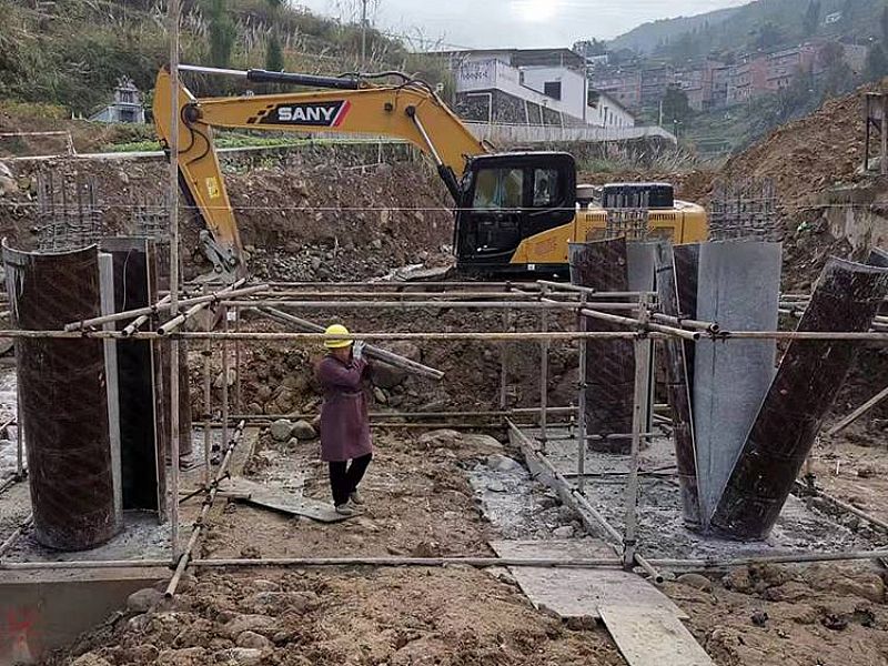 黔南防撞墻模板廠家,異形模板定制價格